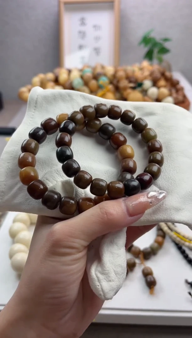 【闪购商品】菩提根/象牙果手串T19干磨桶珠10-12mm随机