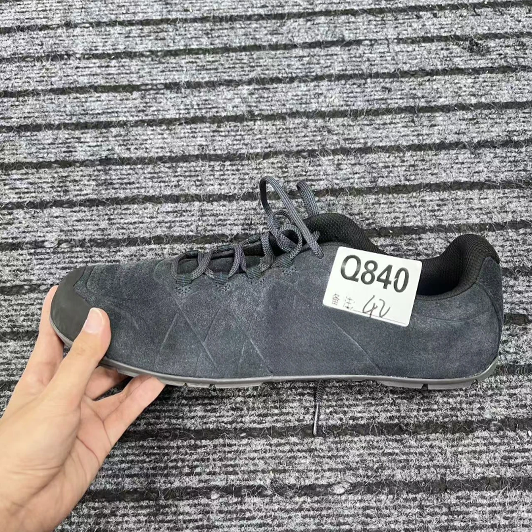 男女户外休闲鞋q840