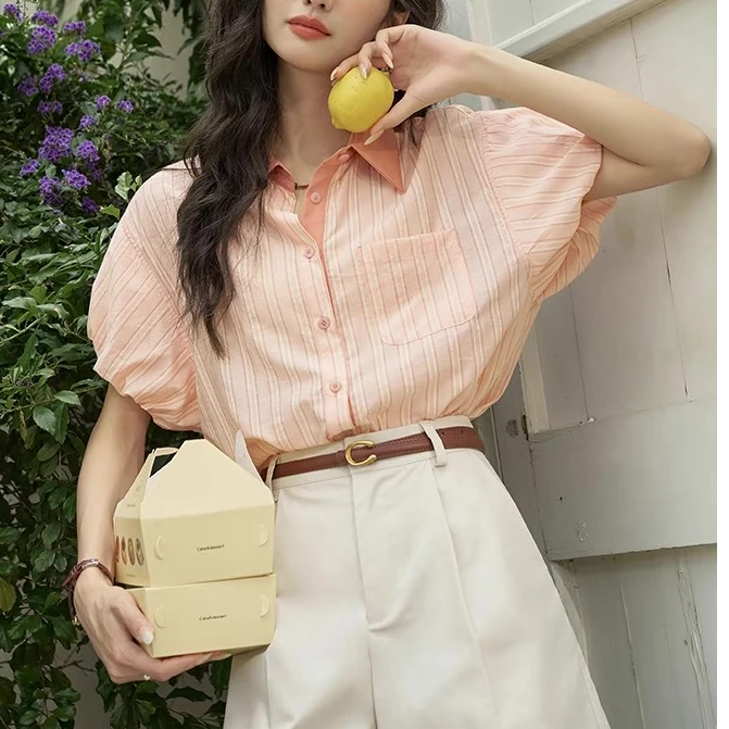 港风复古粉色条纹衬衫女2025夏季短袖设计感小众泡泡袖上衣女9320