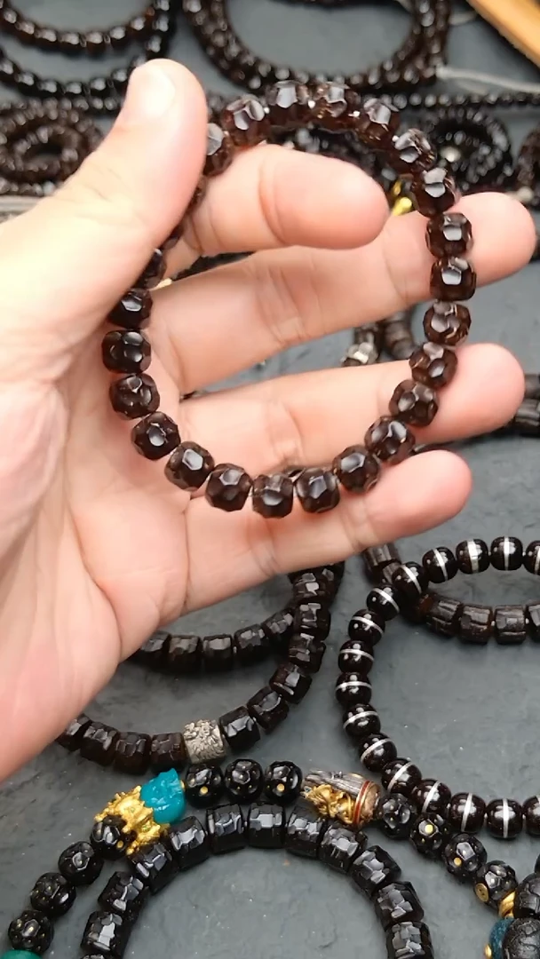 【闪购商品】椰蒂吊坠9*8无相体验54颗体验手串