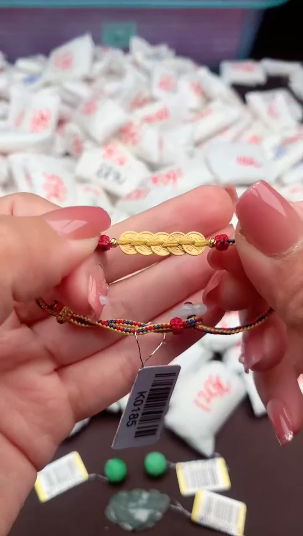 【闪购商品】翡翠手绳未镶嵌一