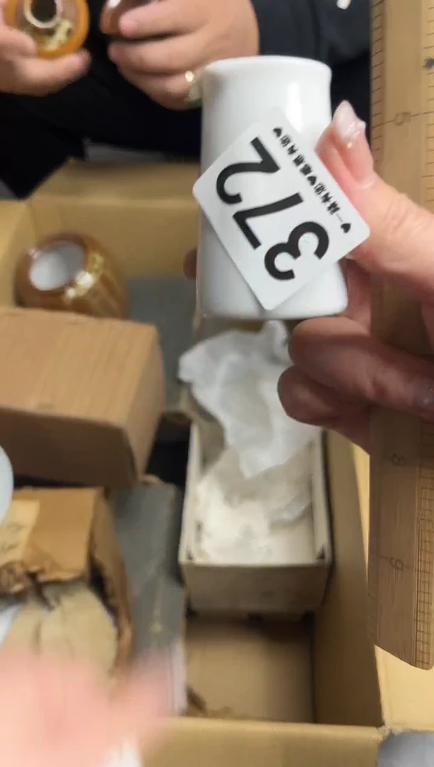 【闪购商品】瓷片372...............