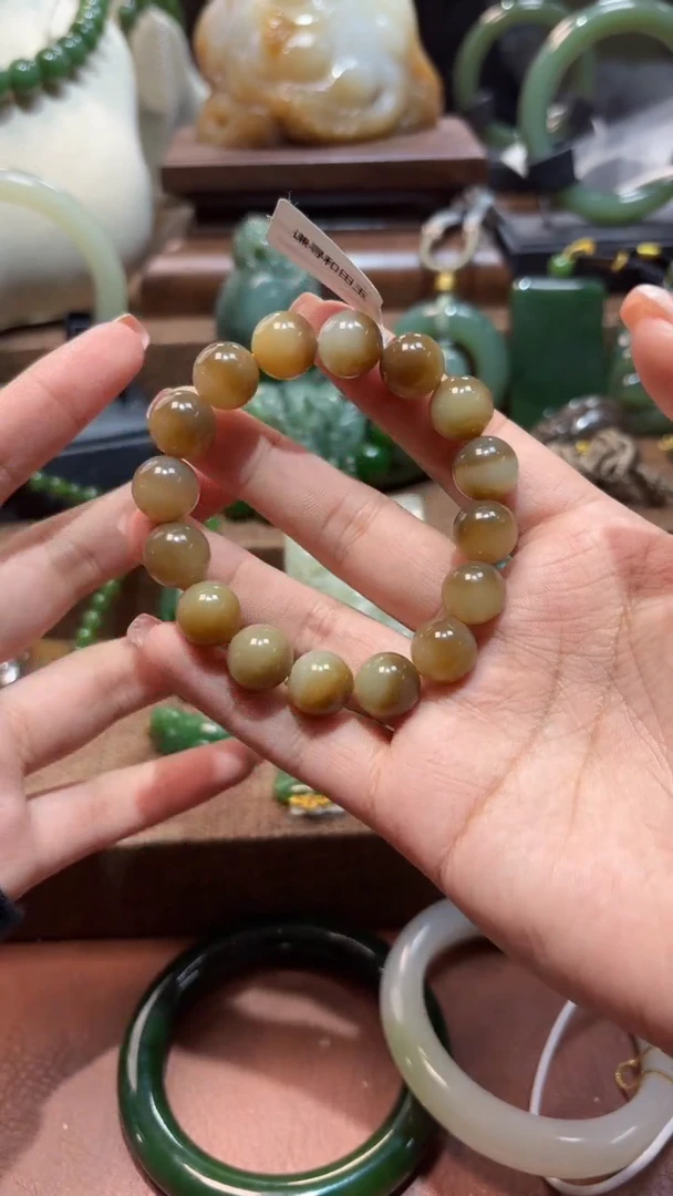 未镶嵌手串和田玉1