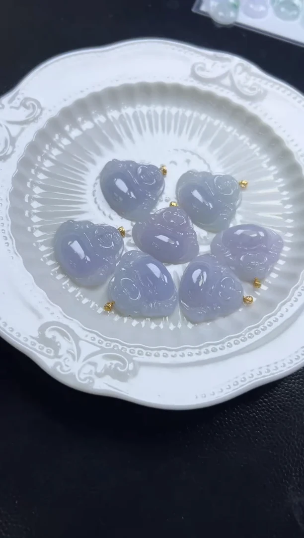 颈饰18K金镶嵌翡翠多样性发一件/1