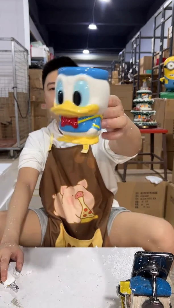 瓷片Ｑ版唐老鸭水杯