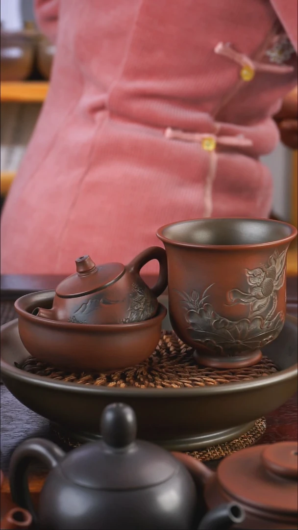 月****h1小壶40毫升带2杯盒