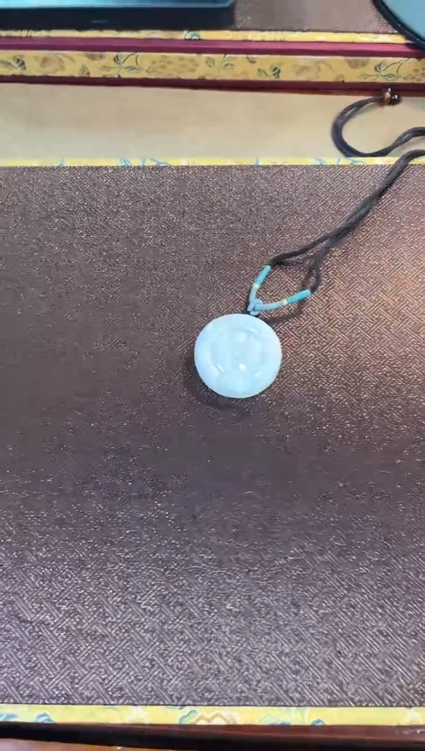 颈饰未镶嵌和田玉和田玉挂坠A017