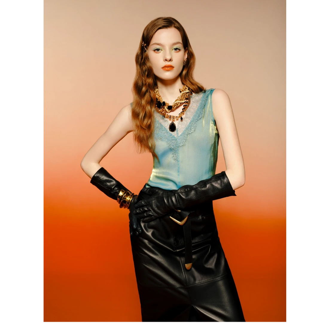 limil/丽米儿新款轻奢气质无袖短袖百搭珠光设计款背心蕾丝930006