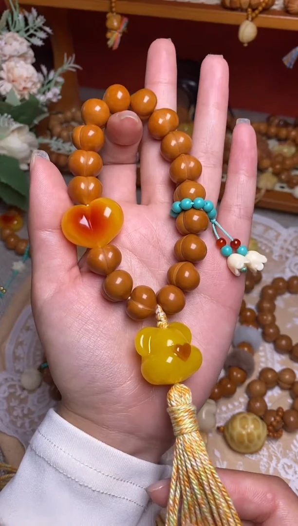 把件猴头核桃玻璃底屁桃手持➕铃兰花菱爱心熊头流苏