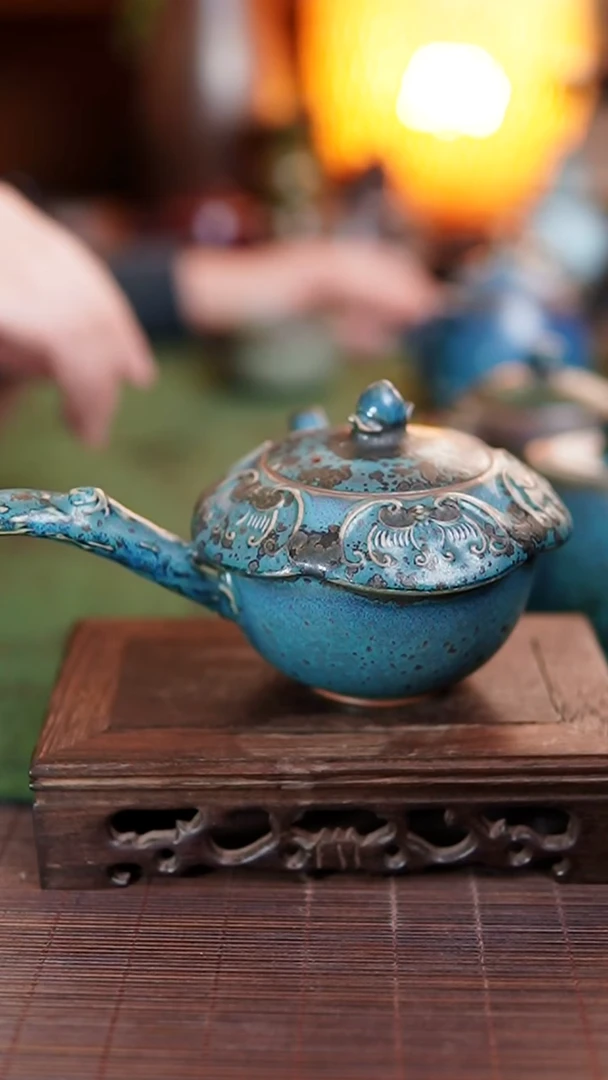 五福献寿 铜系青蓝侧把壶 +1只铃铛杯