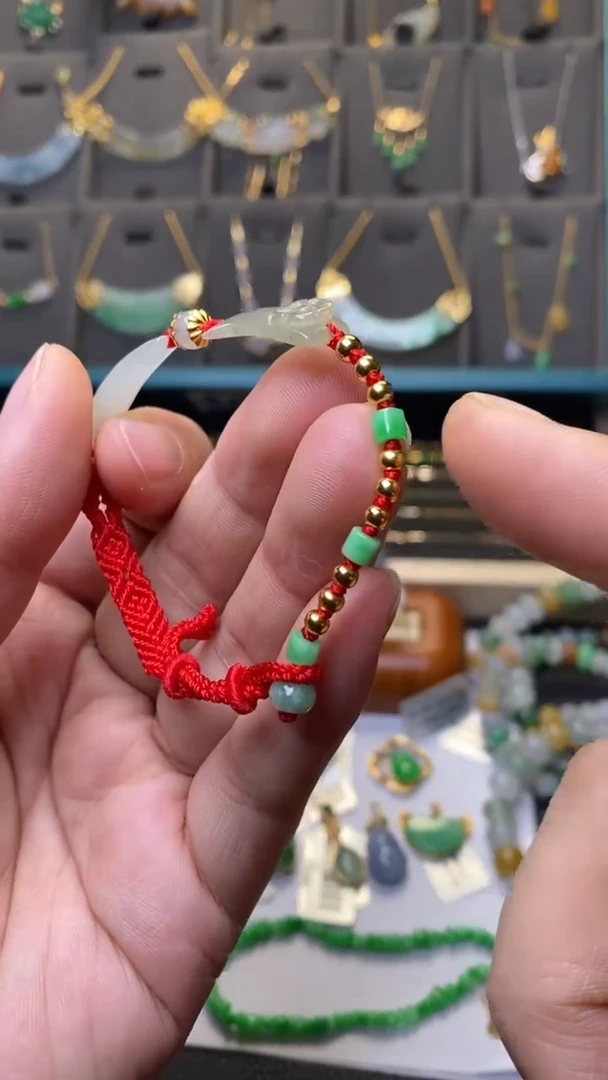 颈饰未镶嵌翡翠39918