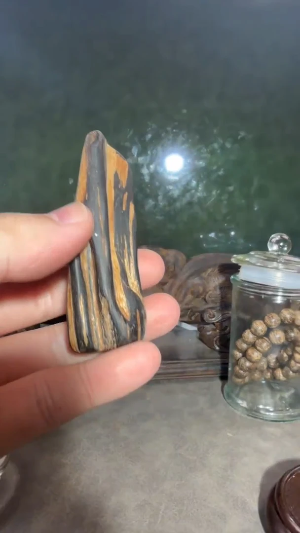 沉香手把件多样性发一