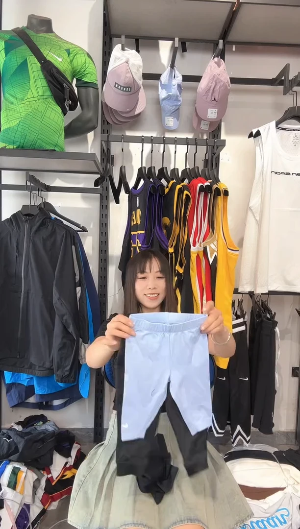 1552     编码 瑕疵修复以直播间讲解为准 尺码66