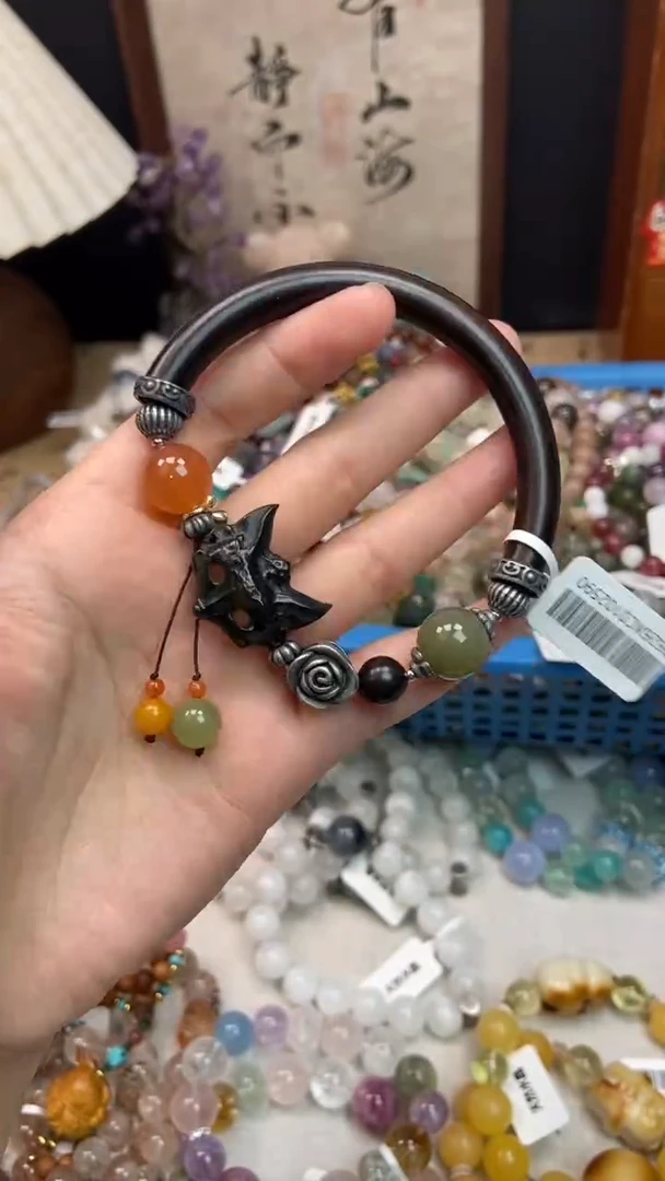 未镶嵌和田玉手饰144微瑕