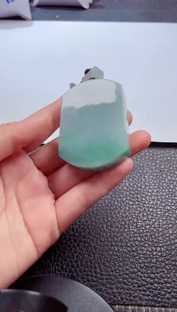 颈饰未镶嵌翡翠00006692