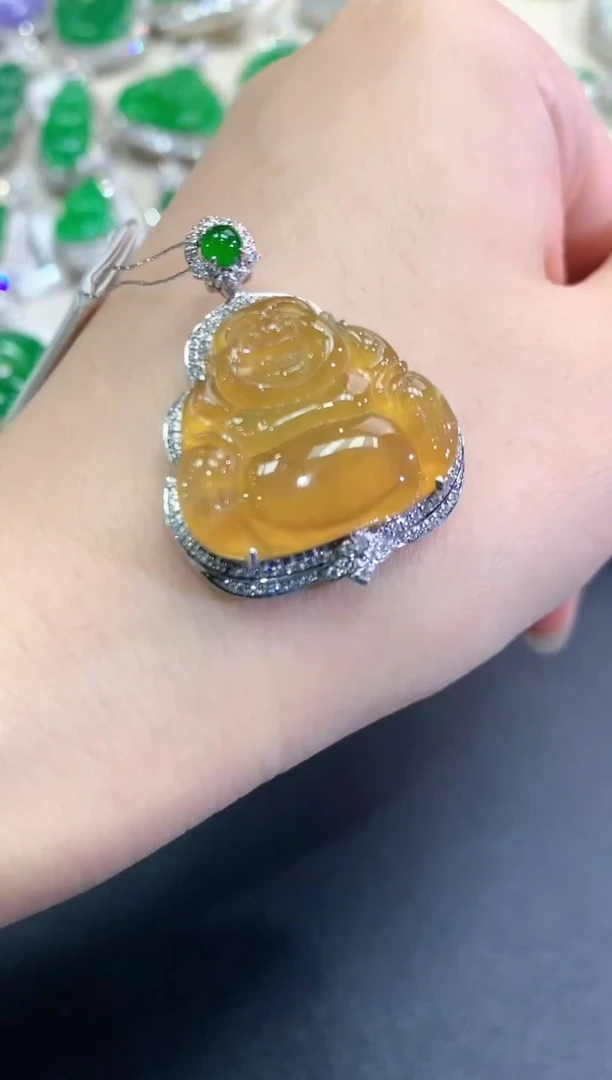 【闪购商品】翡翠颈饰18K金镶嵌C37