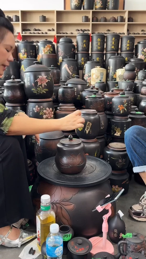 罐瑕疵茶叶罐 小葫芦荷花  221