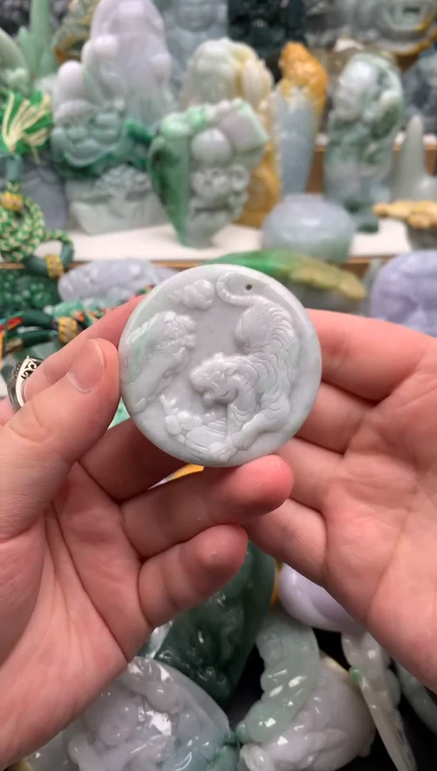 吊坠(不含链)未镶嵌翡翠1