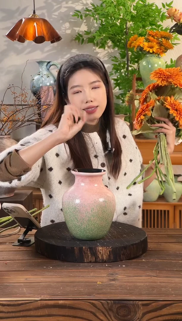 绿脂凝春-胖肚瓶中号