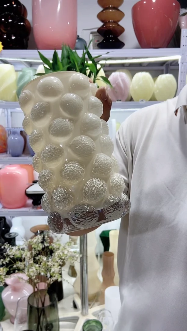 荔枝泡泡筒花瓶.......