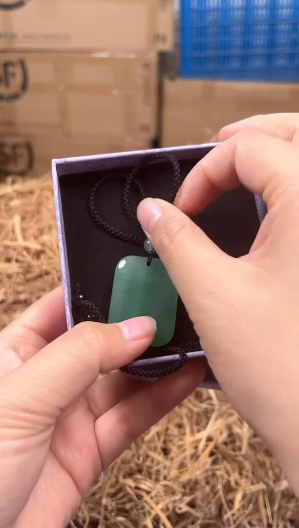 未镶嵌手镯石英质玉S10000000