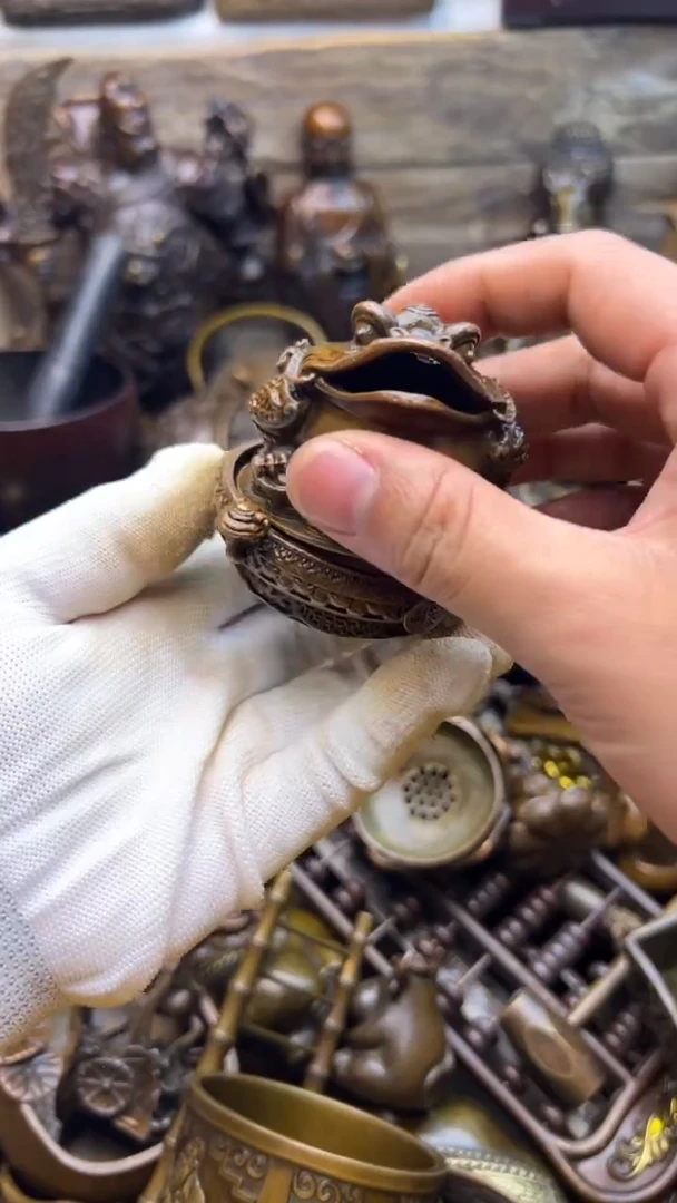 精美铜器，点击下单