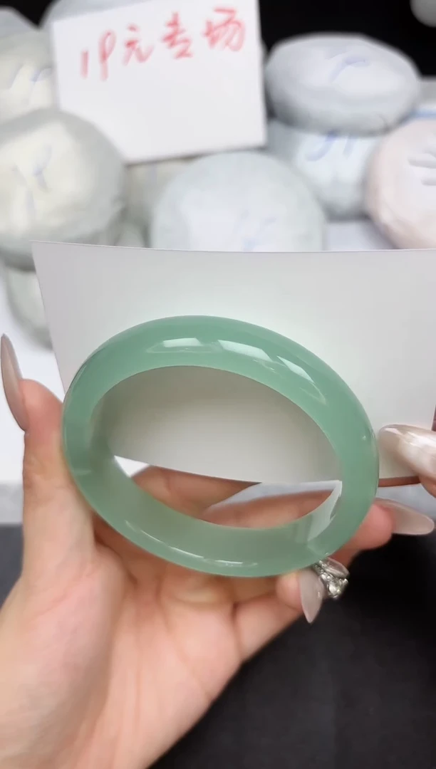 未镶嵌手镯石英质玉191-62.2