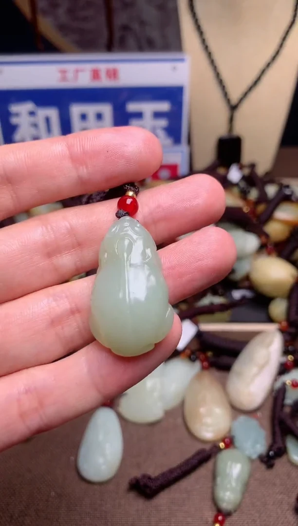 【闪购商品】和田玉颈饰未镶嵌1