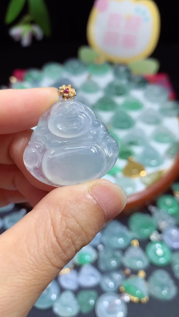 翡翠未镶嵌颈饰佛公