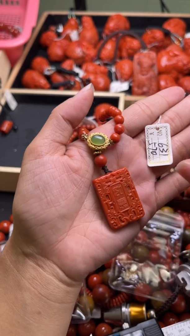 【闪购商品】南红玛瑙珠宝奇石未镶嵌631