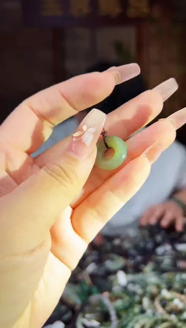 【闪购商品】和田玉颈饰未镶嵌多样性发一