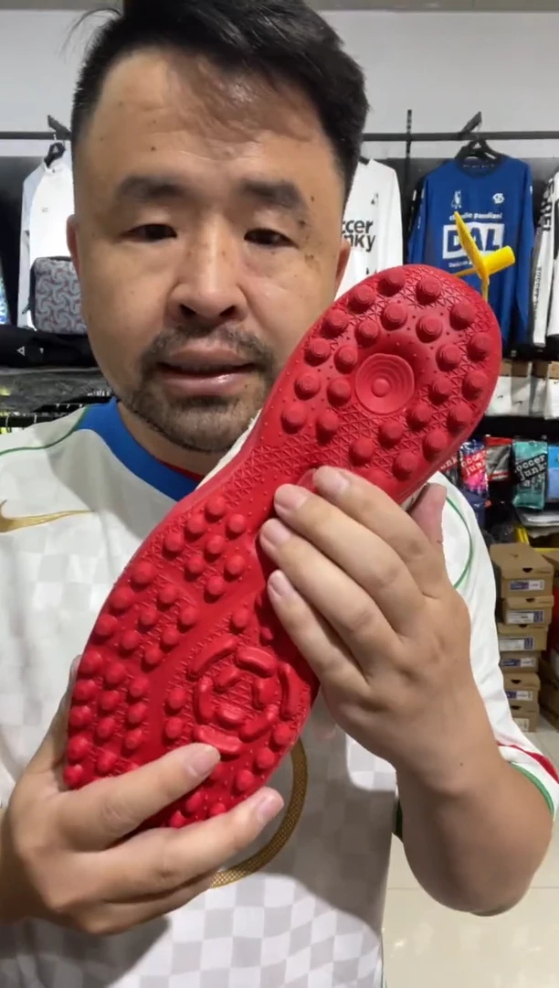 物*尺码44/285  价格599