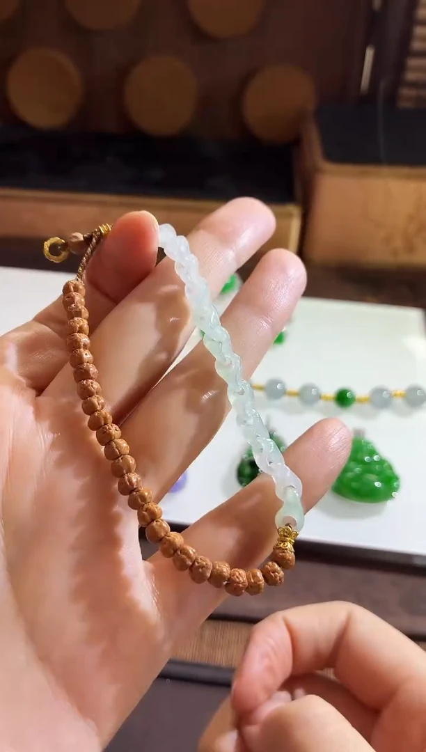 未镶嵌手串翡翠手饰