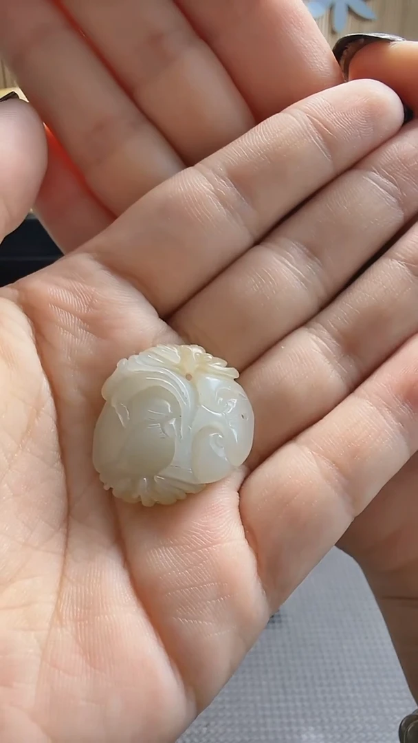 和田玉未镶嵌吊坠(不含链)314如意