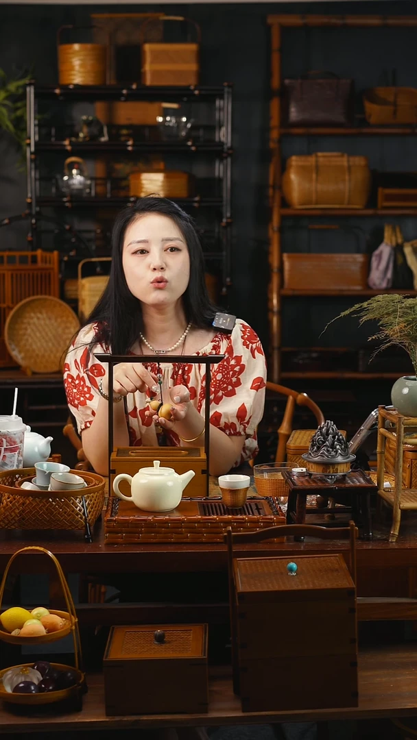 精品汀香纸巾盒啊