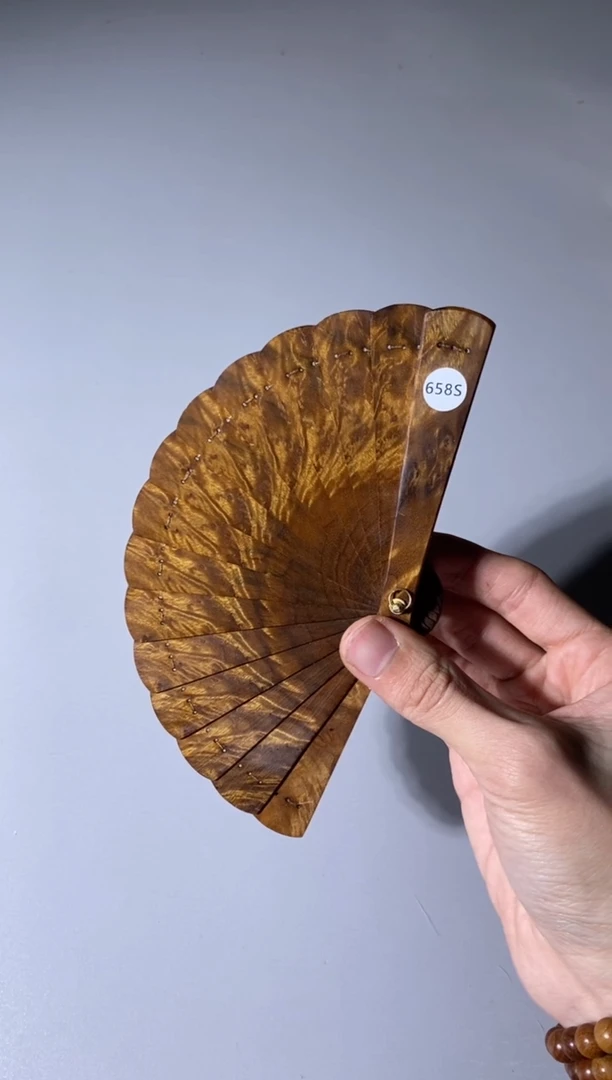 【闪购商品】金丝楠658号10cm金丝楠木小叶桢楠掌中扇