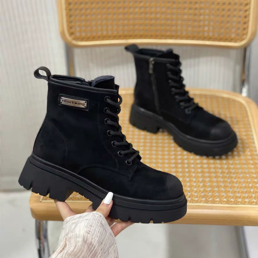 W700-11新款秋季英伦风磨砂绒面短靴高级感复古机车靴骑士靴