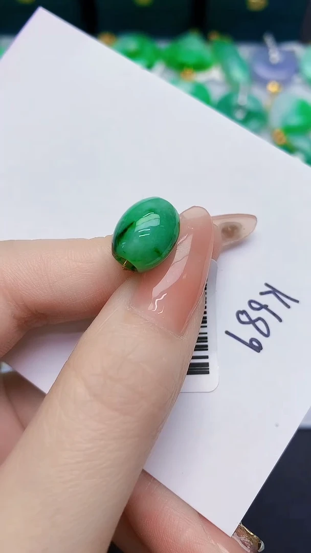 颈饰未镶嵌翡翠缅甸天然翡翠A货