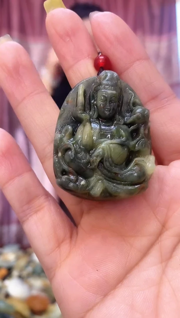 未镶嵌岫玉吊坠