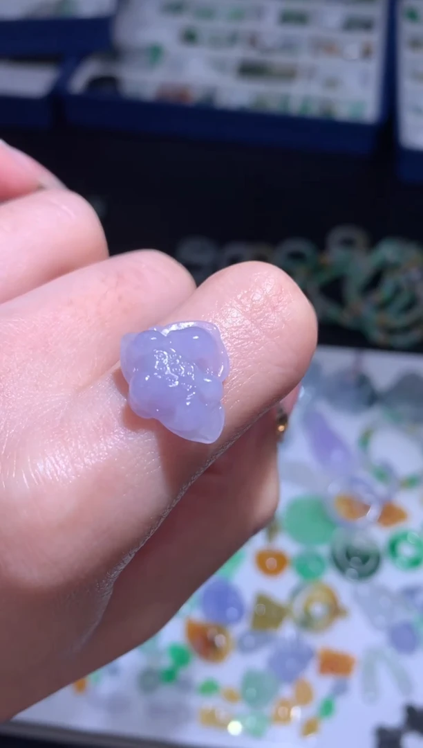 未镶嵌定制翡翠莲花