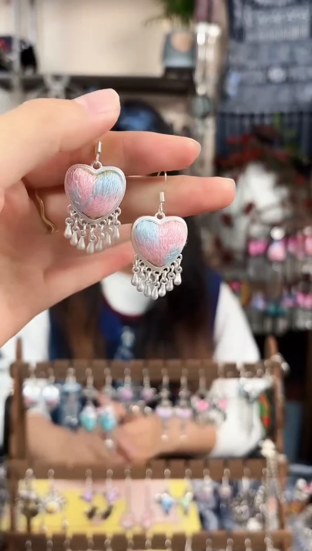 织绣民族风非遗老绣饰品804