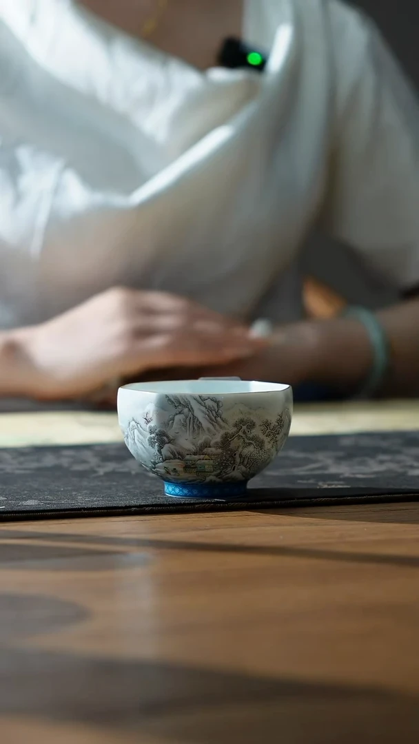 宁封窑墨彩雪景八方杯