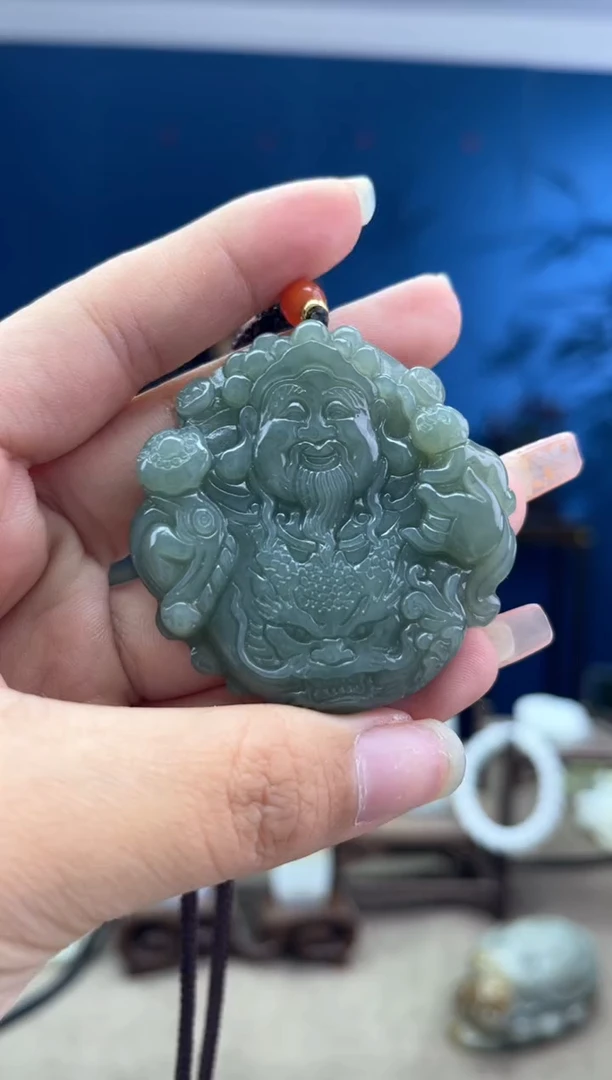 和田玉未镶嵌颈饰1