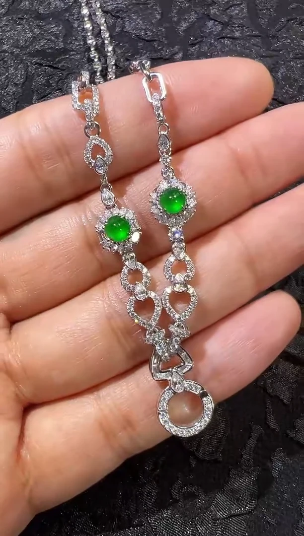 项链18K金镶嵌翡翠高冰正阳绿蛋面万能链