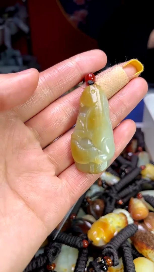 【闪购商品】和田玉颈饰未镶嵌1