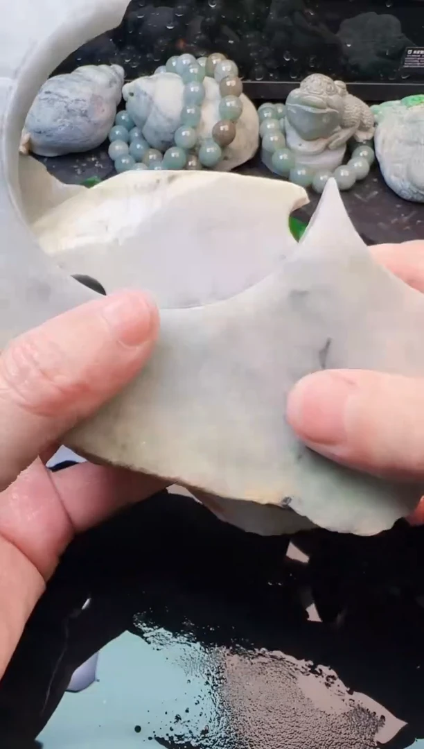 翡翠未镶嵌颈饰太*雨41