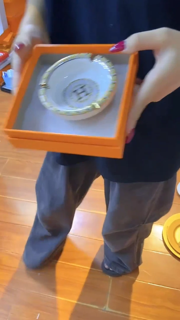 杯鸿辉家品牌瓷器，京东包邮！