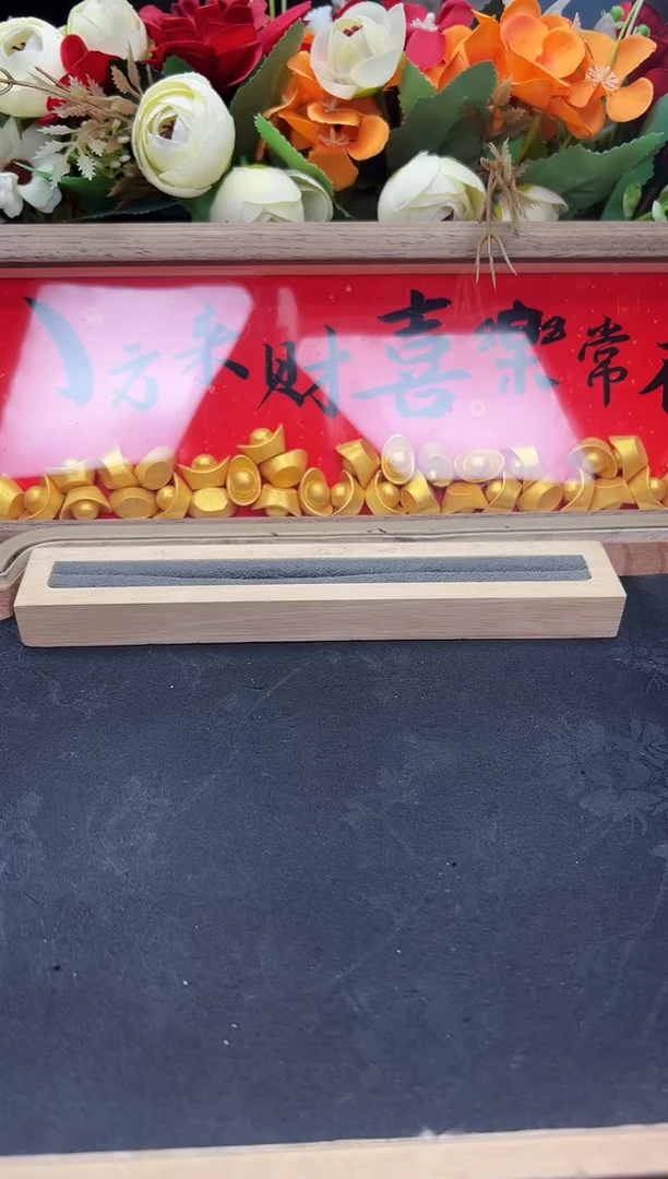 18K金镶嵌戒指翡翠勿拍