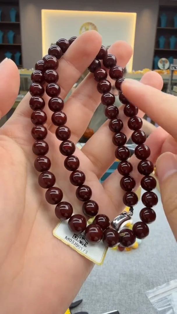 琥珀颈饰未镶嵌194秒拍号 假一罚三