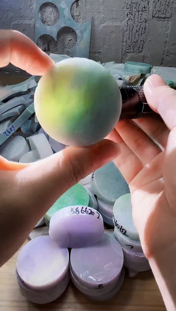 配石翡翠天然翡翠A货522